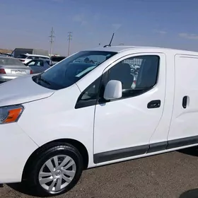 Nissan NV200 2020