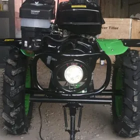 Ýer agdarýan Motoblok