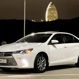 Toyota Camry 2016