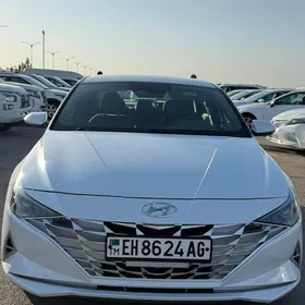 Hyundai Elantra 2021