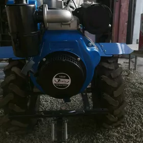 Ýer agdarýan diesel 188F