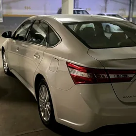 Toyota Avalon 2013
