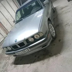 BMW 525 1993