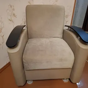 кресло с базой