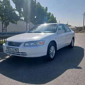 Toyota Camry 1999