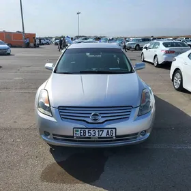 Nissan Altima 2008