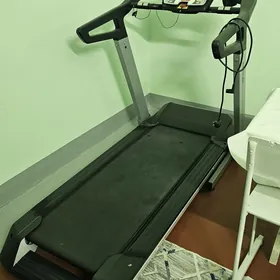 беговой дорожка