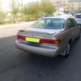Toyota Camry 1999