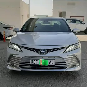 Toyota Camry 2022