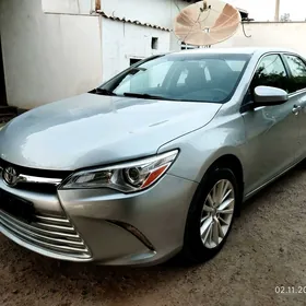 Toyota Camry 2015