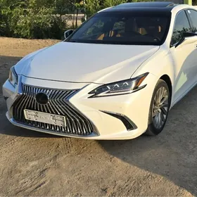 Lexus ES 350 2019