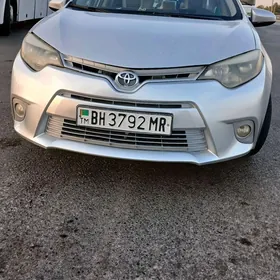 Toyota Corolla 2015