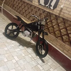 Yamaha Artistic 2010