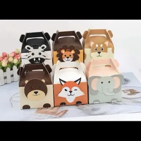 подарочные боксы / коробки