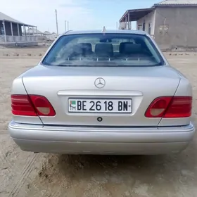 Mercedes-Benz E280 1999