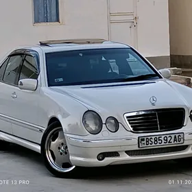 Mercedes-Benz E55 AMG 2000