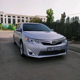 Toyota Camry 2013