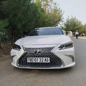 Lexus ES 350 2021