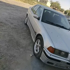 BMW 320 1993