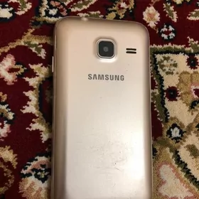 Samsung  J 1 mini