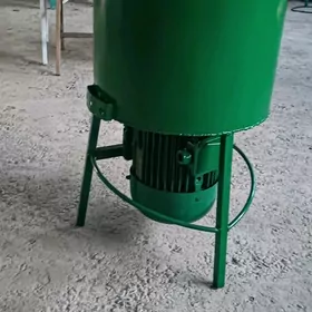 OT. UWEYAN  ОТ УВЕЙАН