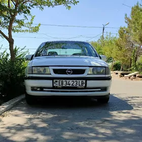 Opel Vectra 1992