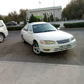 Toyota Camry 2000