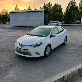 Toyota Corolla 2015