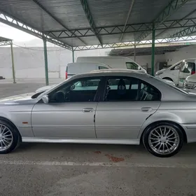 BMW E39 1999