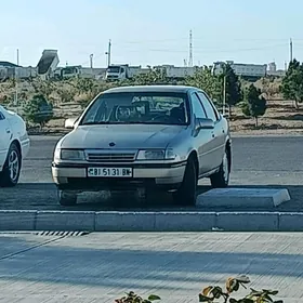 Opel Vectra 1990