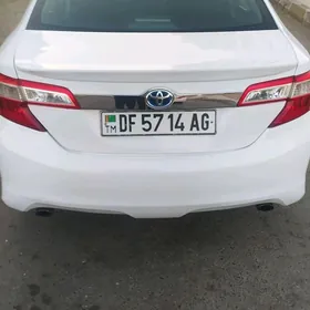 Toyota Camry 2014