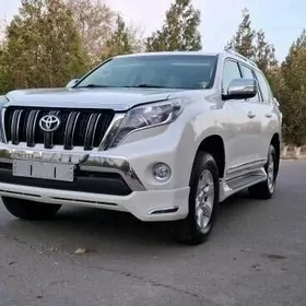 Toyota Land Cruiser Prado 2014