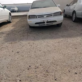 Nissan Sunny 1995