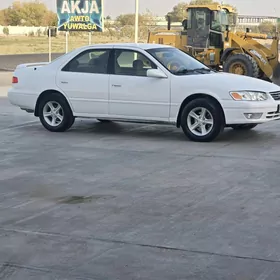 Toyota Camry 1999