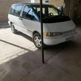 Toyota Previa 1992