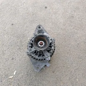 Динамо Прадо 2.7