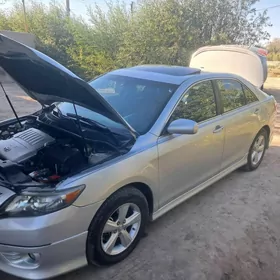 Toyota Camry 2010