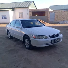 Toyota Camry 2001