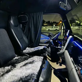 Mitsubishi Canter 2024