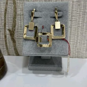 Türk gyzyl komplekt