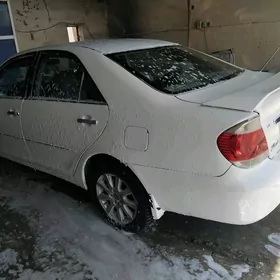 Toyota Camry 2005