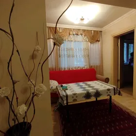  10-МКР. 2-КОМ. КВАРТИРА 