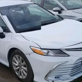 Toyota Camry 2020