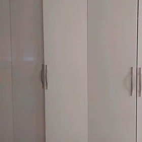 шифоньер и комод