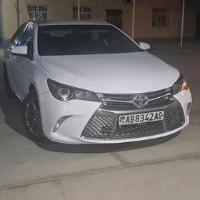 Toyota Camry 2017