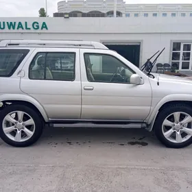 Nissan Pathfinder 2002