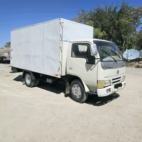 Mitsubishi Canter 2010