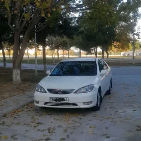 Toyota Camry 2004