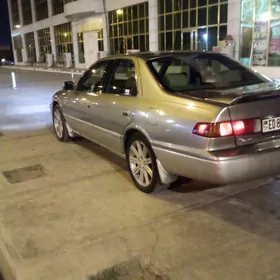Toyota Camry 1997