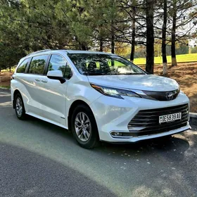 Toyota Sienna 2021